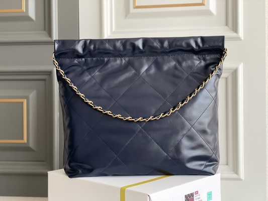 کیف دستی کوچک 22S Calfskin Navy Chanel 22 &quot;Trash Bag&quot; ODM