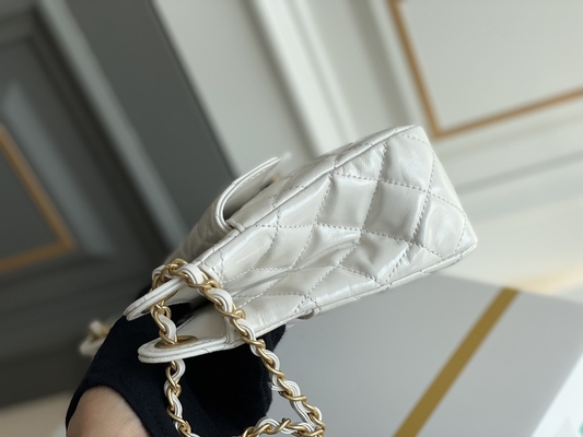 کیف‌های کروز مدل 2023 Chanel Chanel از پوست گوساله سفید کلاسیک
