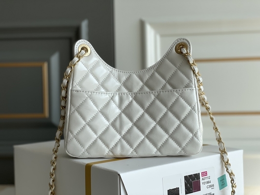 کیف‌های کروز مدل 2023 Chanel Chanel از پوست گوساله سفید کلاسیک