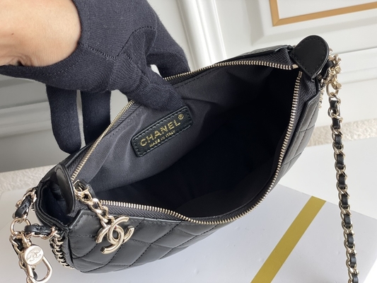 کیف دستی زنجیر سیاه با مارک Chanel Hobo چرم گوساله