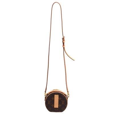 کیسه مناقصه پوست گوساله دانه بندی شده بوم LV Lockme Tender Bag M44699