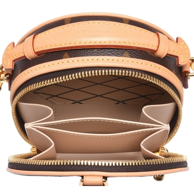 کیسه مناقصه پوست گوساله دانه بندی شده بوم LV Lockme Tender Bag M44699