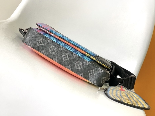 LV x YK Trio Monogram کیف مردانه با مارک Unisex M46358 Street Style Collaboration 3WAY