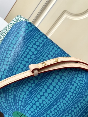 کیف سطلی مدل NéOnoé MM Designer Monogram Bag LVxYK