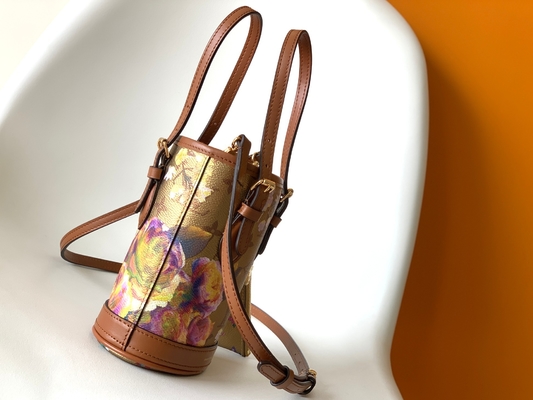 کیف های سطلی Neverfull Louis Vuitton گل فلزی M81724