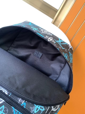 کیف کوله پشتی گرافیتی LV با مارک دیسکاوری چندرنگ