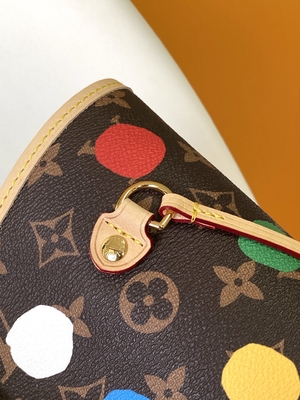 کیف مشکی LV X Yayoi Kusama Louis Vuitton Neverfull MM Monogram کیف چندرنگ
