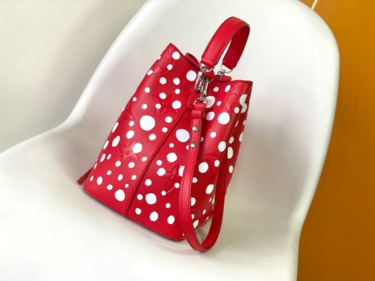 کیف دستی زنانه سفید مشکی NéOnoé MM Louis Vuitton Yayoi Kusama