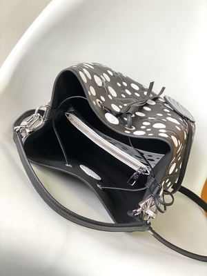 کیف دستی زنانه سفید مشکی NéOnoé MM Louis Vuitton Yayoi Kusama