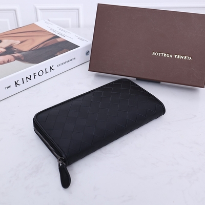 زیپ کیف‌پول‌های طرح کوچک چرمی BV Bottega Veneta Intrecciato