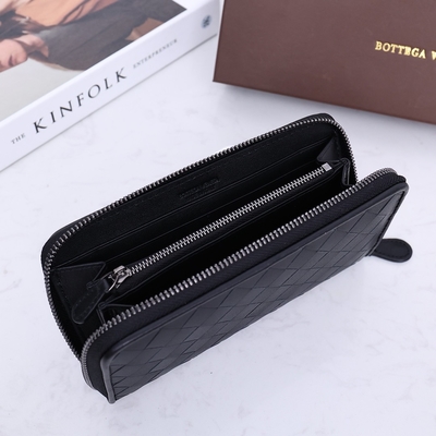 زیپ کیف‌پول‌های طرح کوچک چرمی BV Bottega Veneta Intrecciato