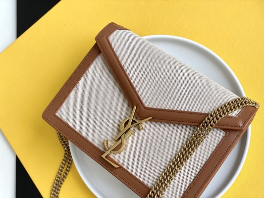کیف شانه ای کاساندرا YSL با برند سنت لوران