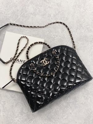 کیف خرید کوچک Chanel از پوست گوساله با سبک رترو لیدی