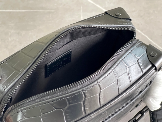 Crocodilien مشکی مات Louis Vuitton LV مینی تنه نرم چرم اختراع کوچک