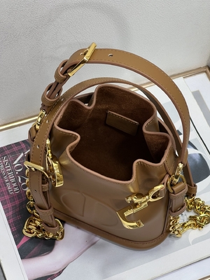 کیف C'est Dior نقش برجسته زین طلایی سی دی کریستین دیور اسپرت کیف چرم گوساله